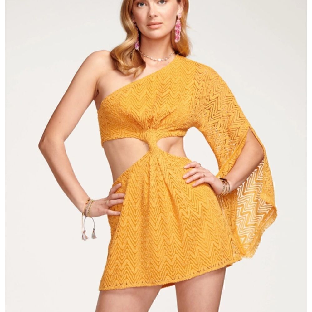 NWT Ramy Brooke Henrietta Cut out happy shoulder dress in radiant Yellow Small